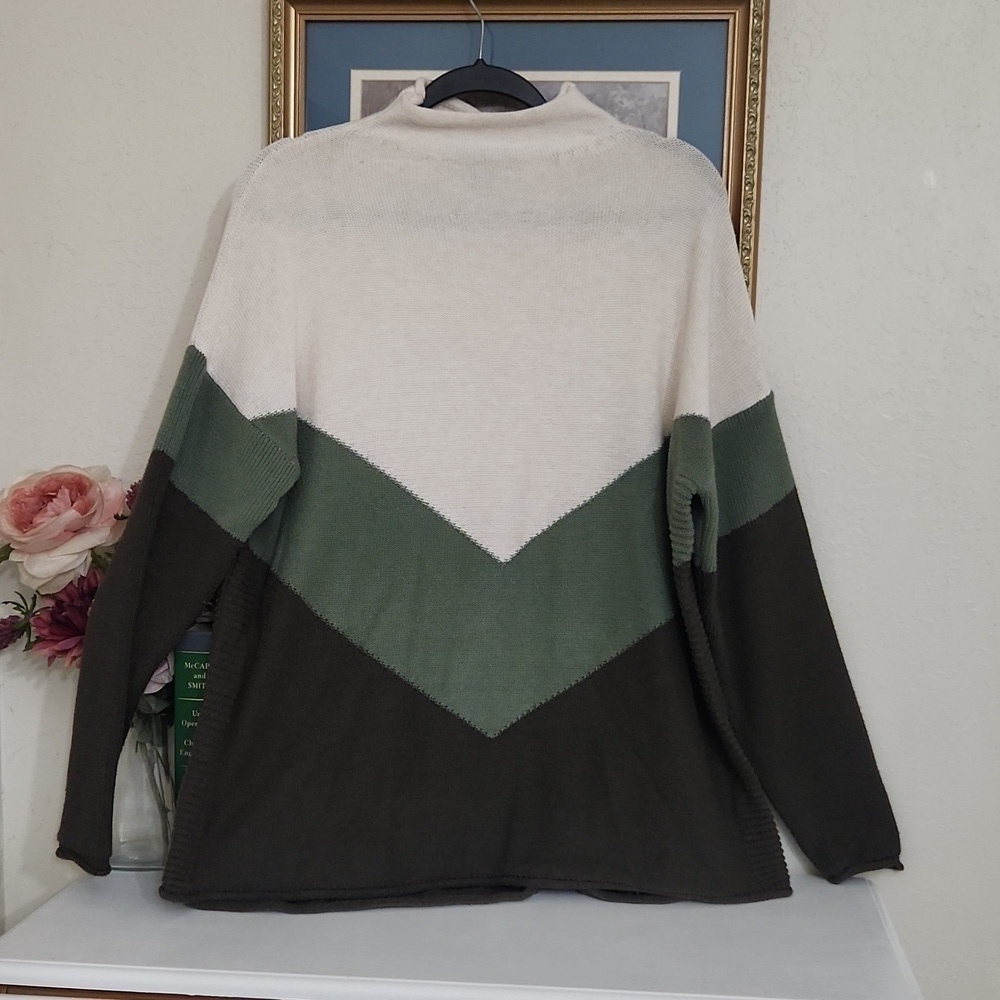 Elegant Color block green cream & brown sweater Career Contemporary Minimalist